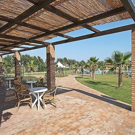 Hotel Marina Del Marchese