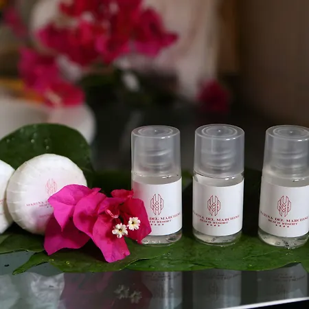 Marina Del Marchese 4*