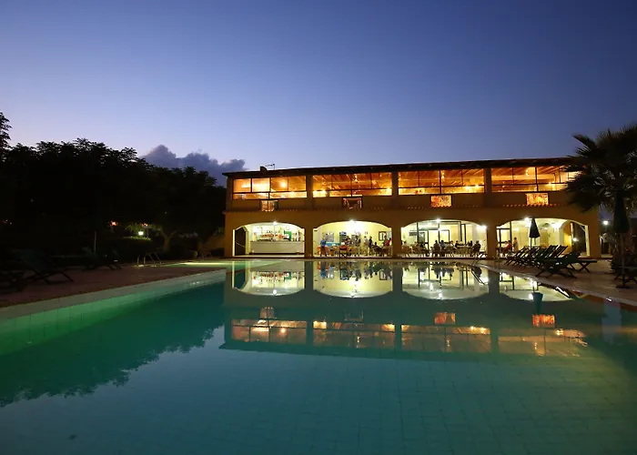 Marina Del Marchese Курортный комплекс Ботричелло