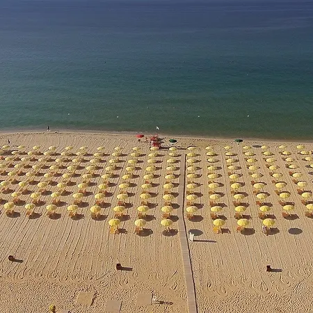 Marina Del Marchese Отель 4*